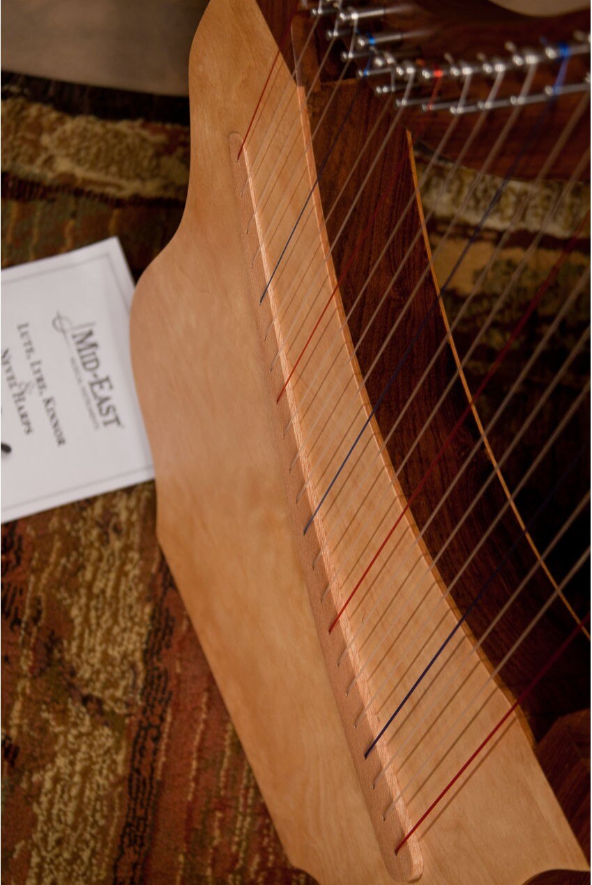 Roosebeck Lute Harp - www.ensoulmusic.com